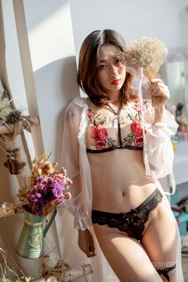 亢奋第一季美剧在线看